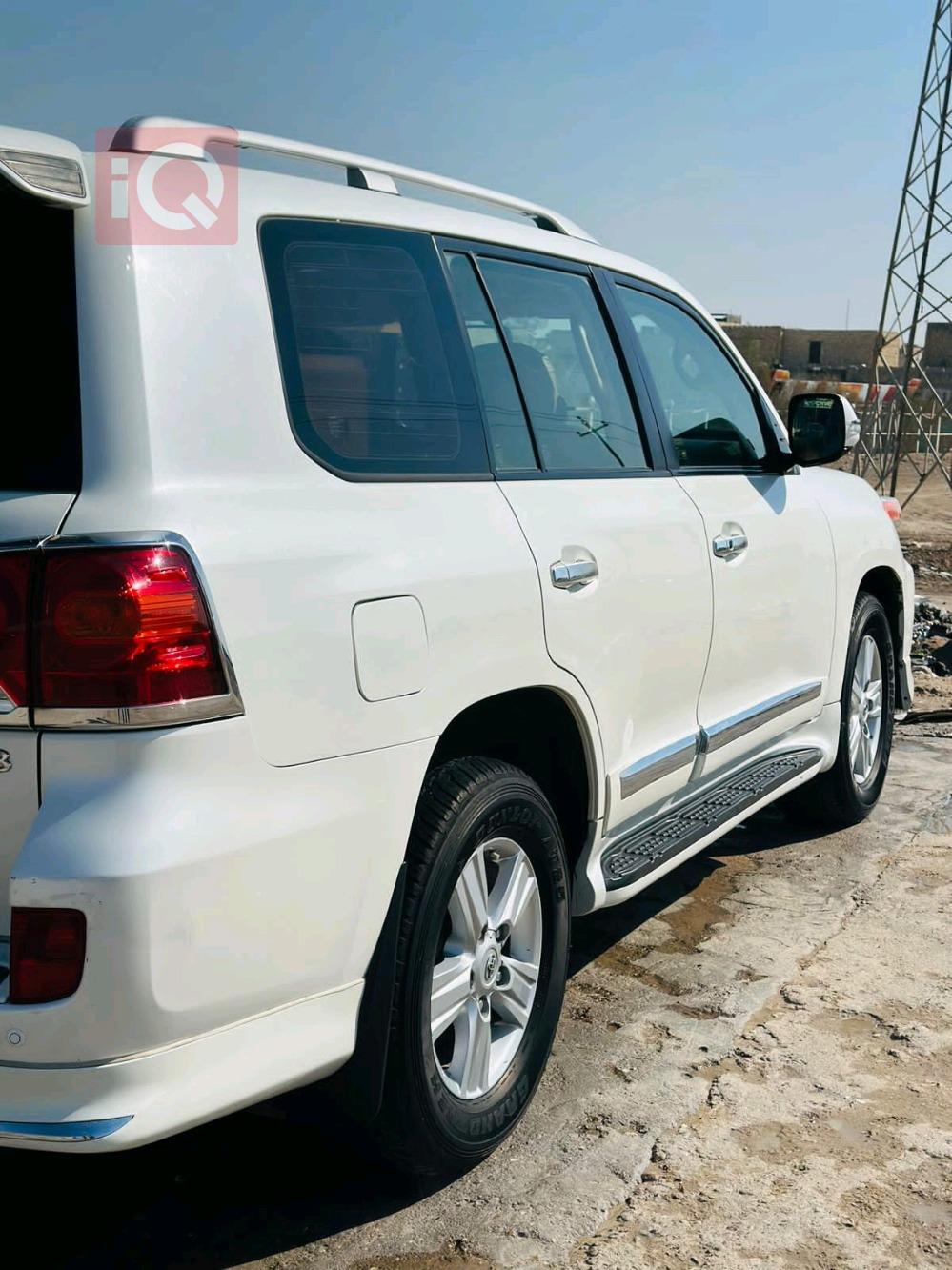 تويوتا لاندكروزر